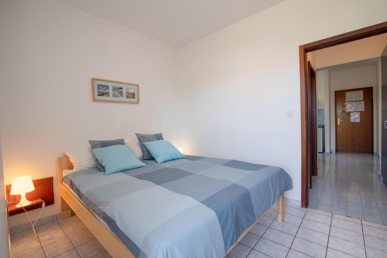 Apartments Brankica 万塔西西 外观 照片