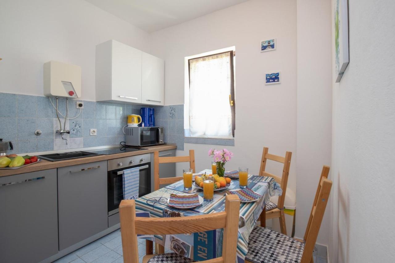 Apartments Brankica 万塔西西 外观 照片